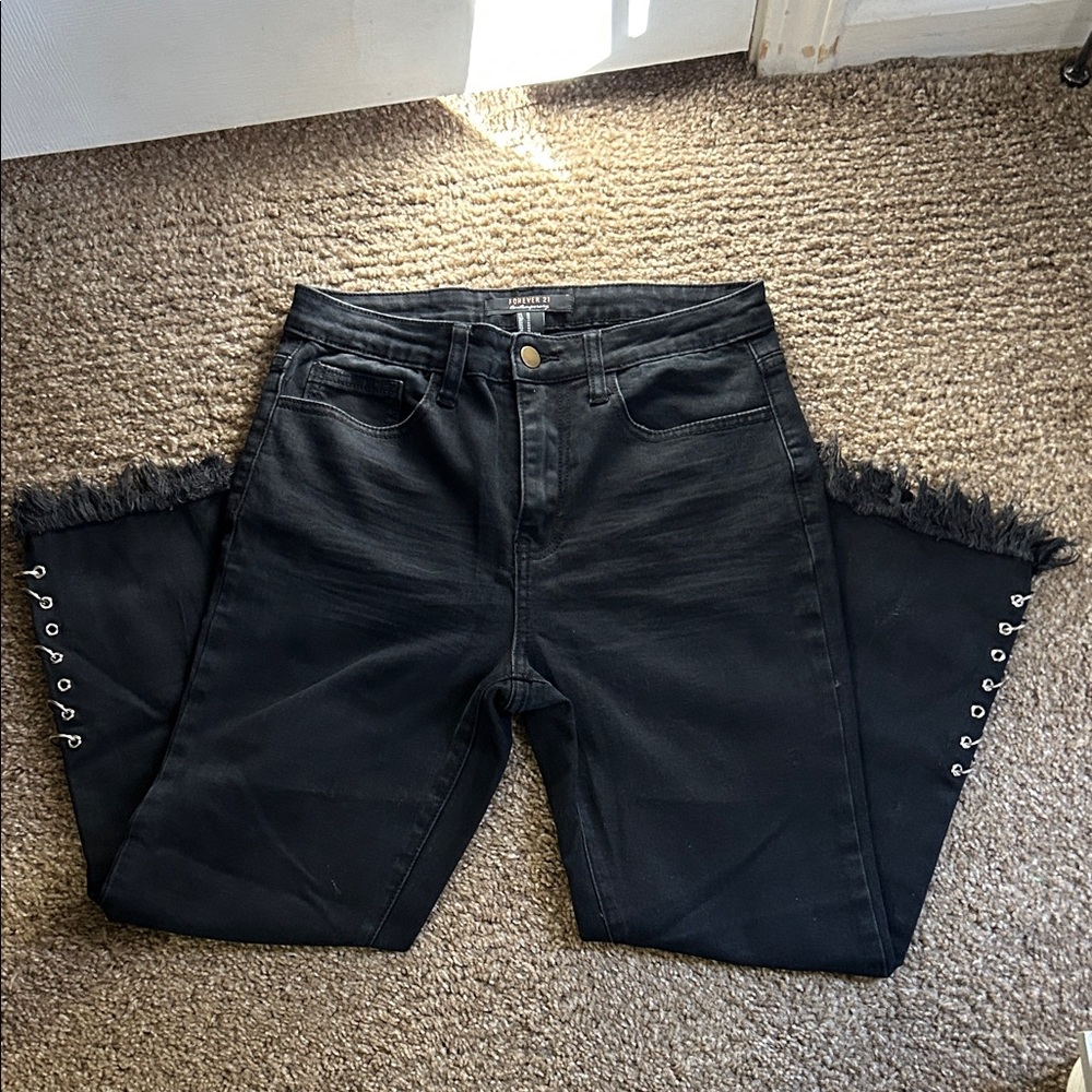 Forever 21 Black Cropped Jeans with Frayed Hem